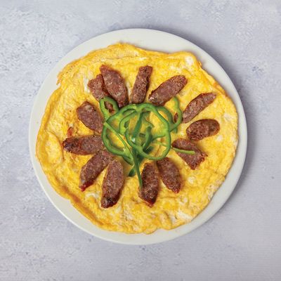 Omelet With Sausage Platter
