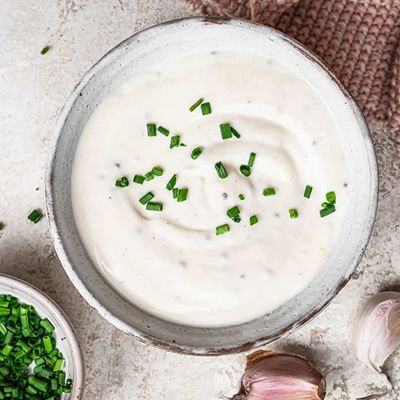 Garlic dip Salad