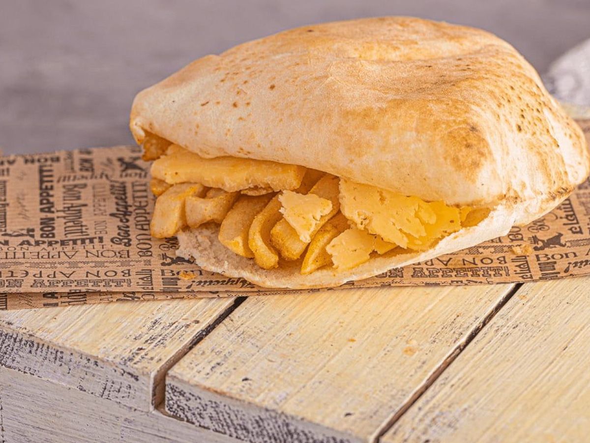 Grill roumi cheese sandwich