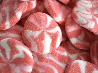 Gummy Strawberry Swirls Candies