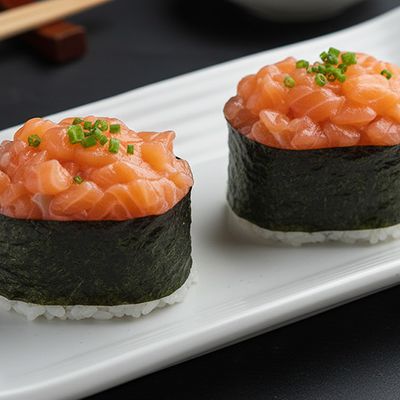 Gunkan Salmon