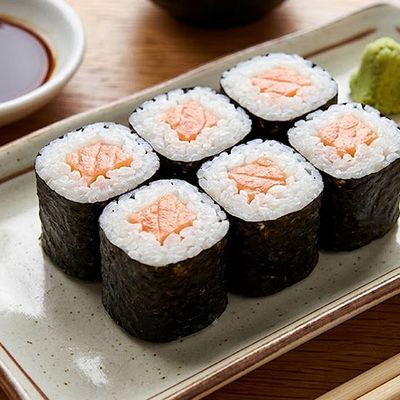 Salmon Hoso Maki