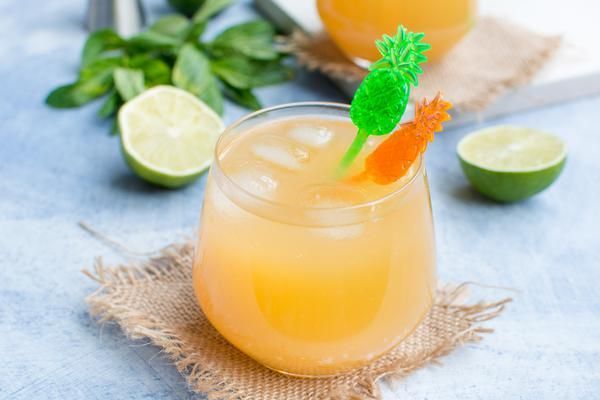 Hawaiian mango cocktail juice