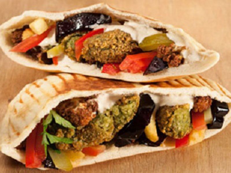 Hekaya Saroukh Sandwich