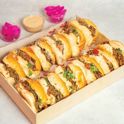 A box of a dozen meat shawerma buns