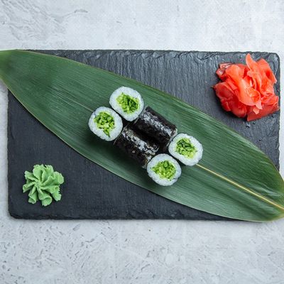 Hoso Cucumber Maki 6 Pcs