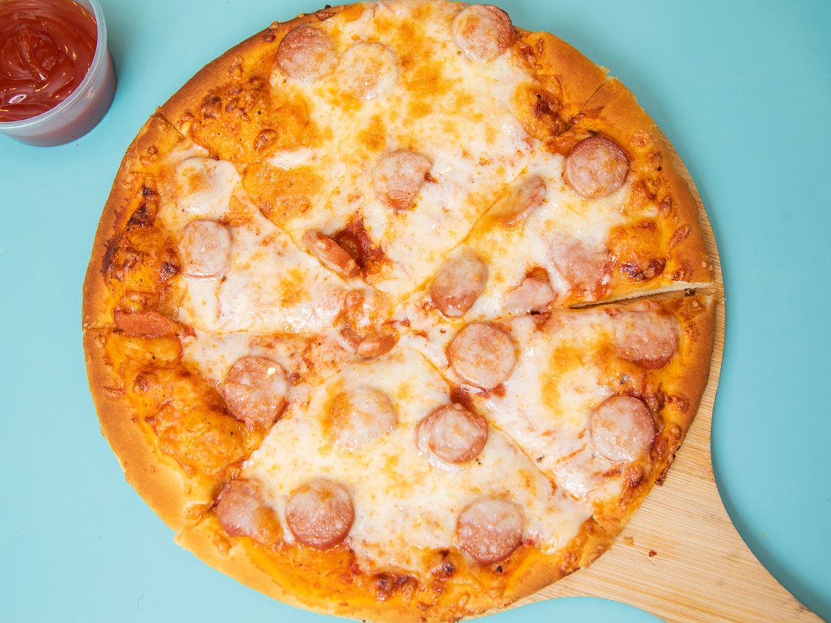 Hot Dog pizza