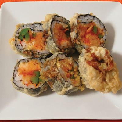 Spicy Salmon (4 pieces)