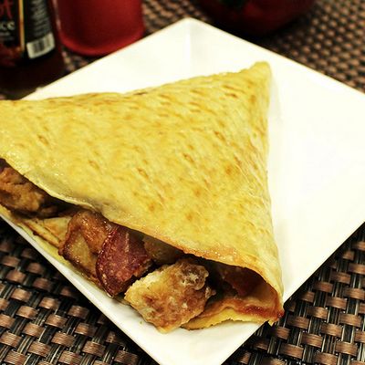 Hot Dog And Chicken Mix Crepe