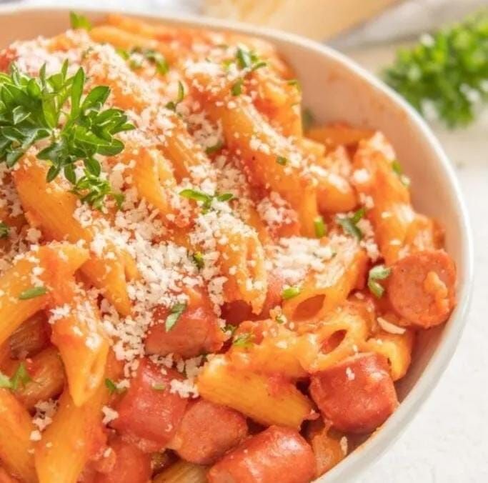 Hot dog pasta