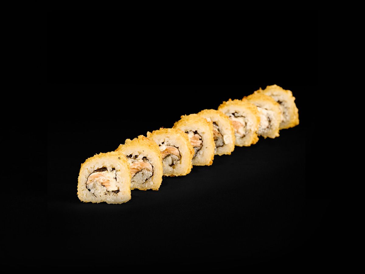 Hot Ura Salmon 8 Pcs