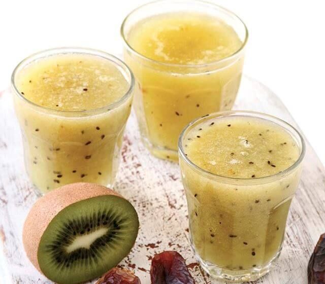 Kiwi With Dates Juice