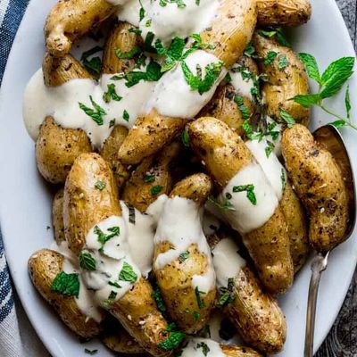 Hummus Finger Potatoes