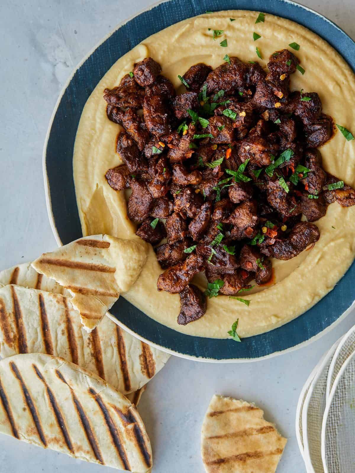 Hummus With Lamb Meat
