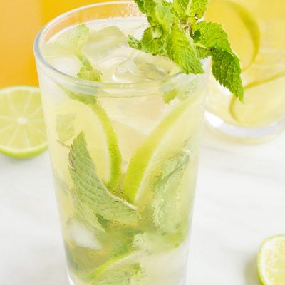 ICED GREEN TEA