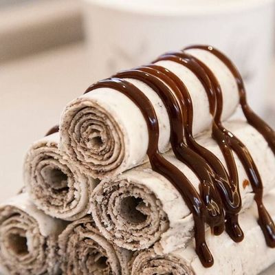 Bubbles Chocolate Ice Roll