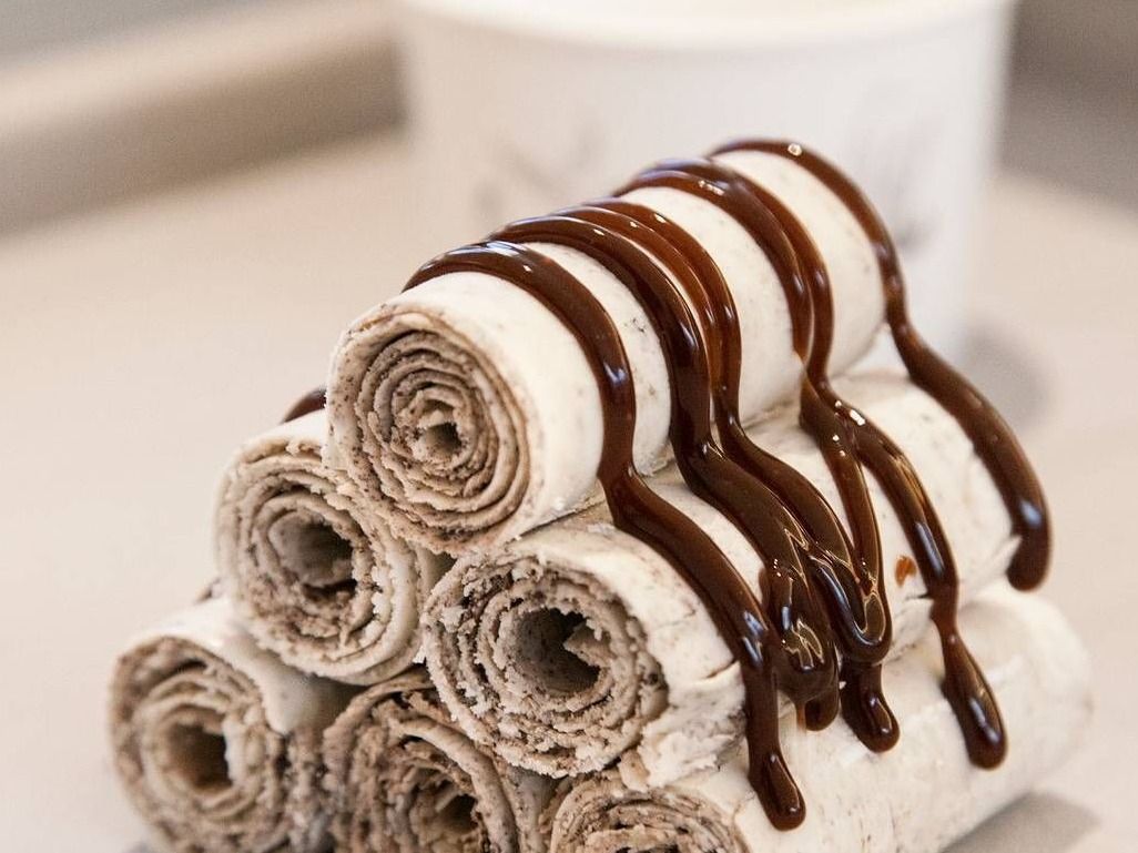 Kitkat Chocolate Ice Roll