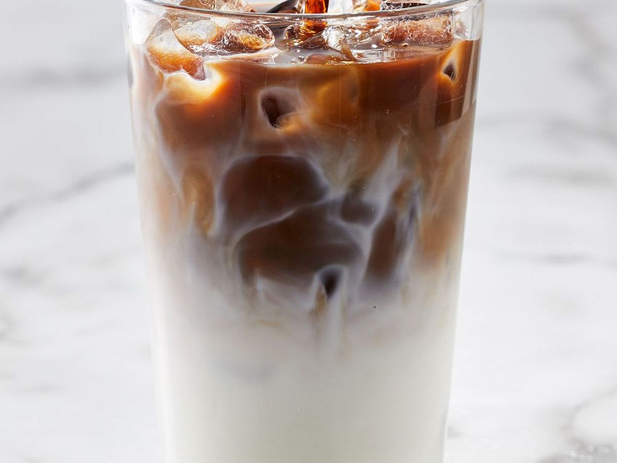 Iced Caramel Macchiato