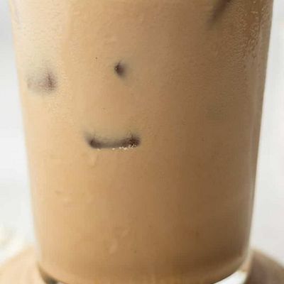 Iced Mocha (Chocolate - Caramel - White Chocolate)