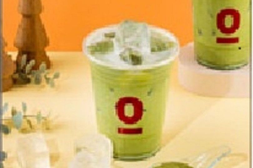 Iced Salted Caramel Matcha Medium