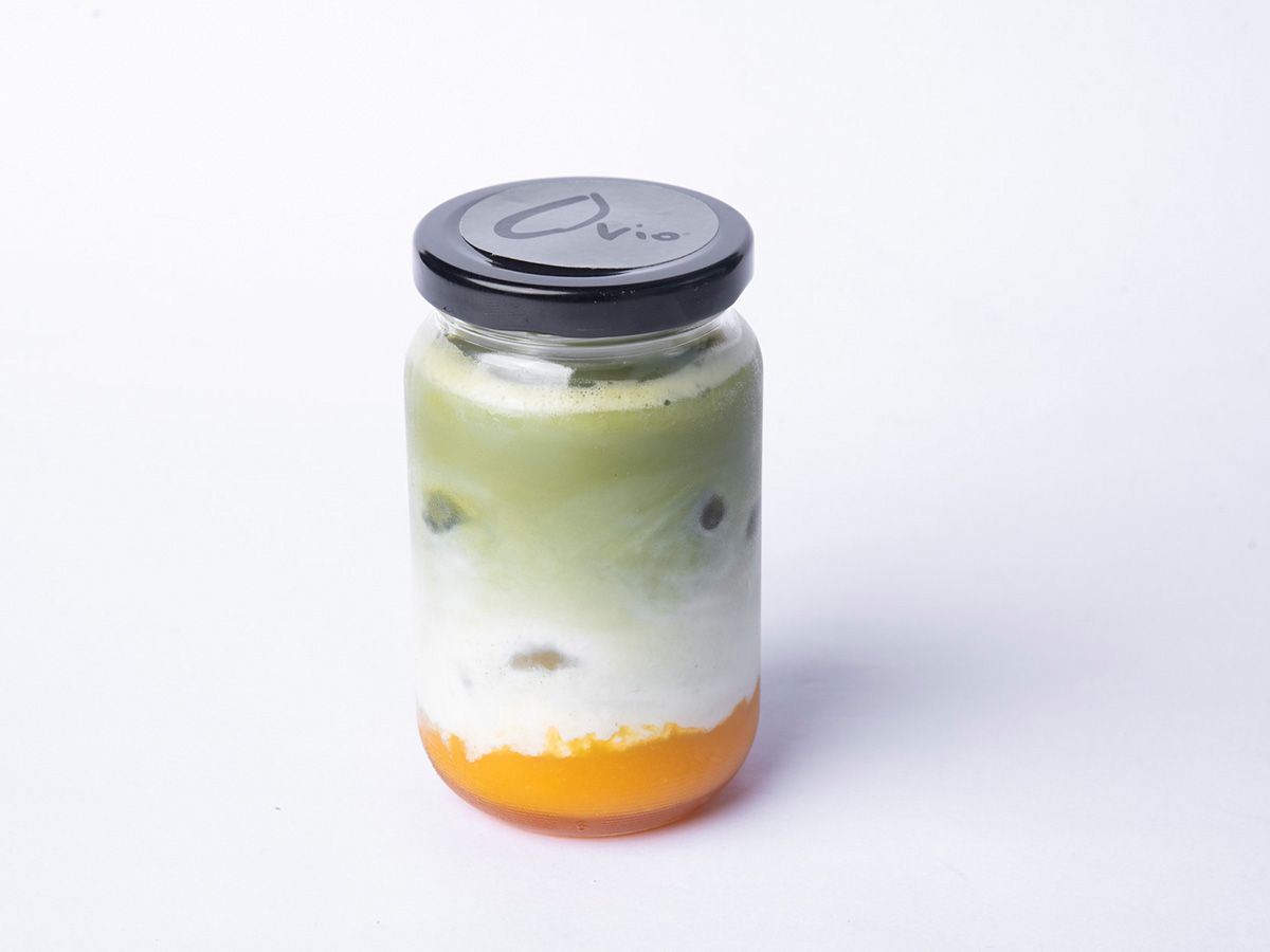Iced mango Passion Matcha