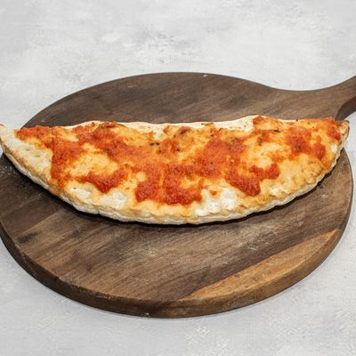 Mixed cheese calazone