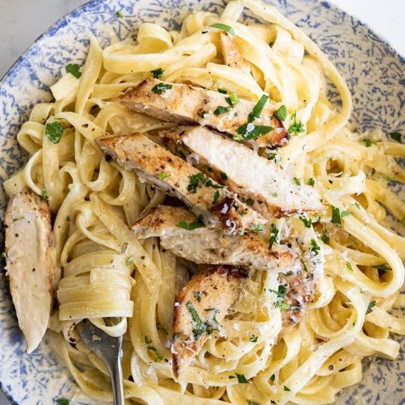 Chicken Alfredo Pasta
