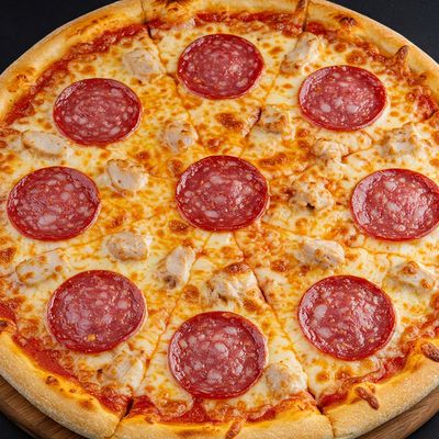 Italian Chicken Salami Pizza