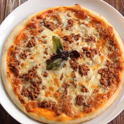 Italian Minced Meat Pizza