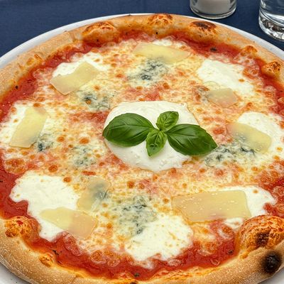 Italian Mixed Cheese Pizza