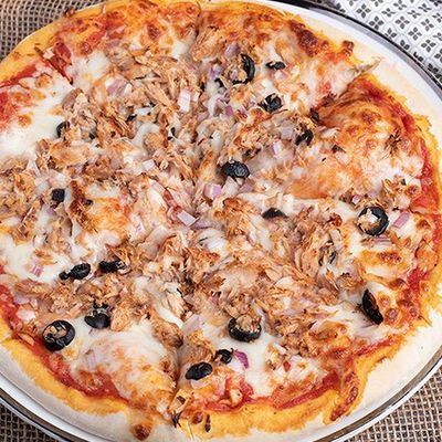 Italian Tuna Pizza