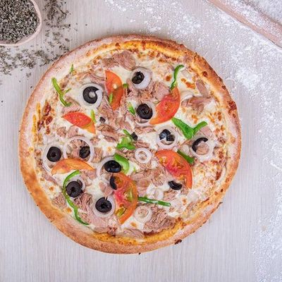 Tuna Pizza