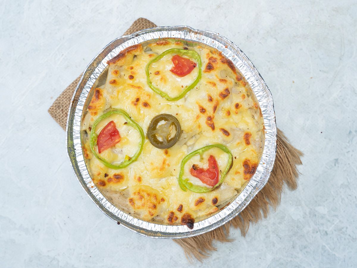 Bechamel liver pasta casserole