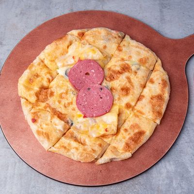 Pepperoni pie