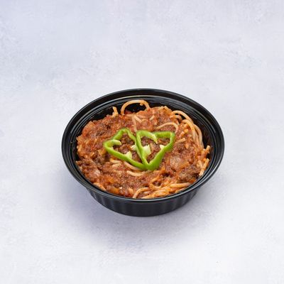Spaghetti pasta with minced meat