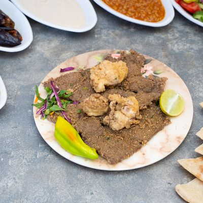 1/8 kilo of mixed liver and mokh el sharqawi