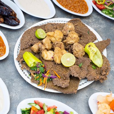 1/2 kilo of mixed liver and mokh el sharqawi