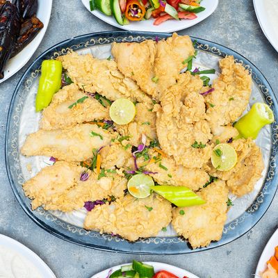 3/4 kilo of fried fish fillet