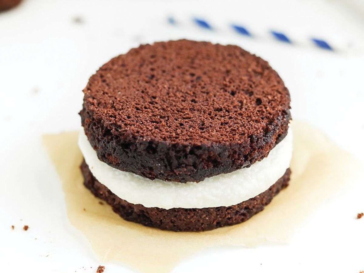 Keto Oreo Cake