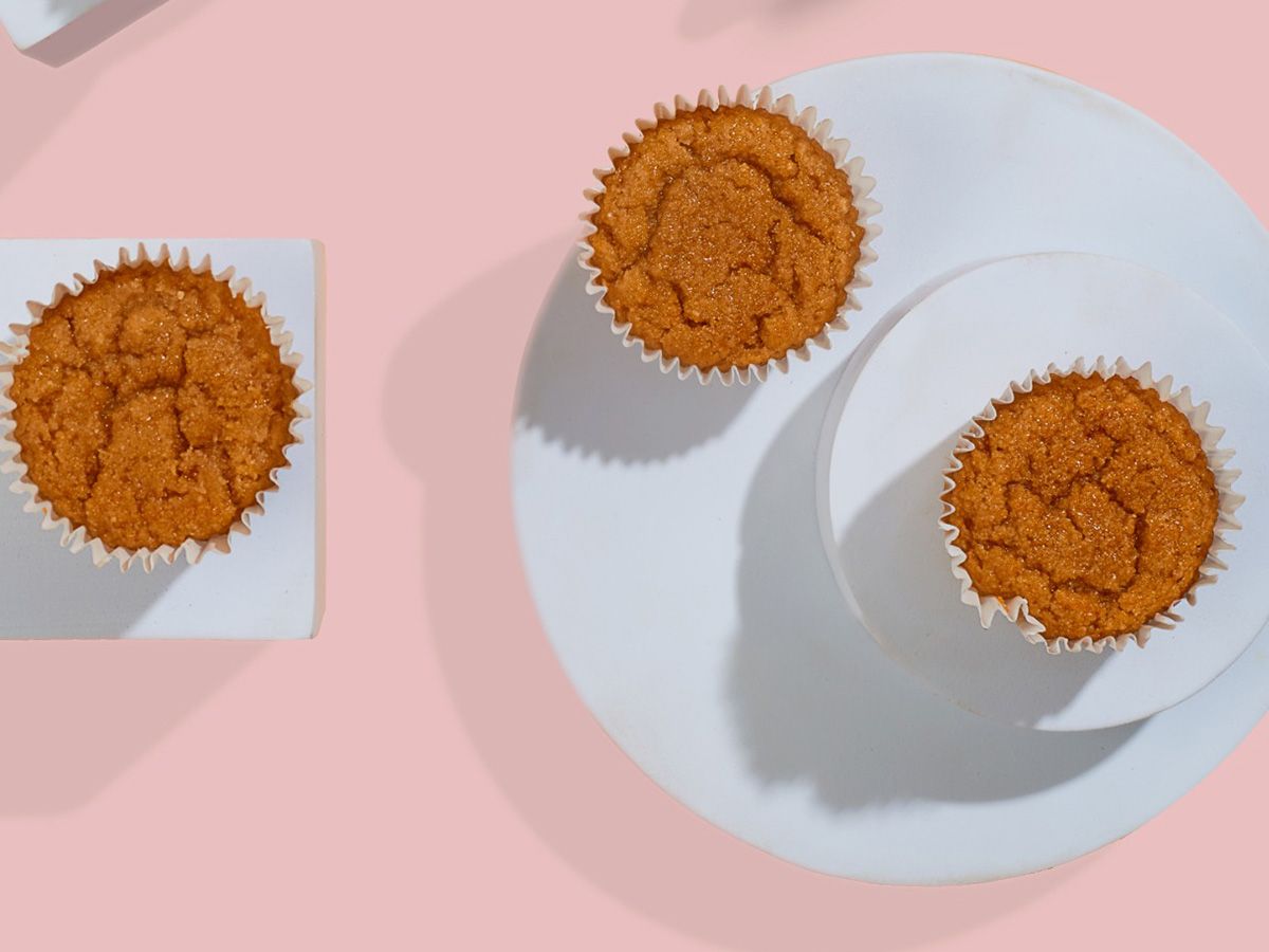 Keto Vanilla Cupcakes