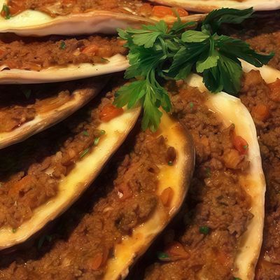 Kilo Safiha with Tomatoes