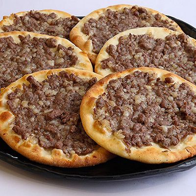 Kilo plain Mojarmasheh Minced Meat On Dough