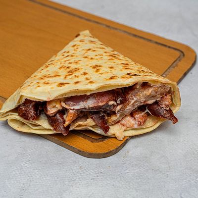 Crispy chicken and sausage