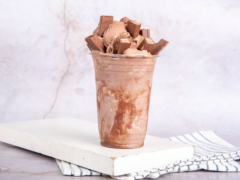 Kitkat Chocolate Milkshake