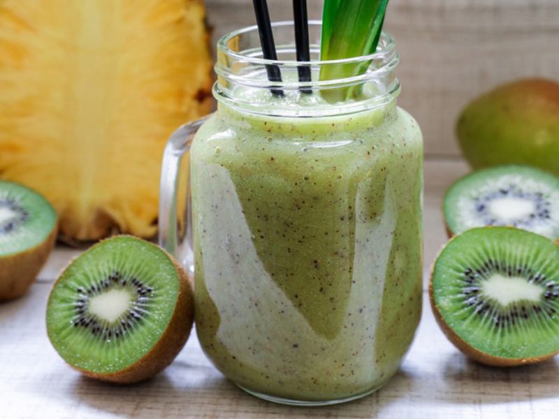 Kiwi And Pineapple Juice