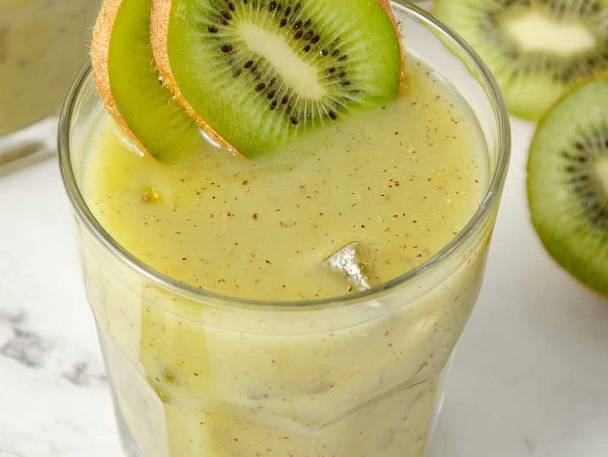 Kiwi Juice With Bun