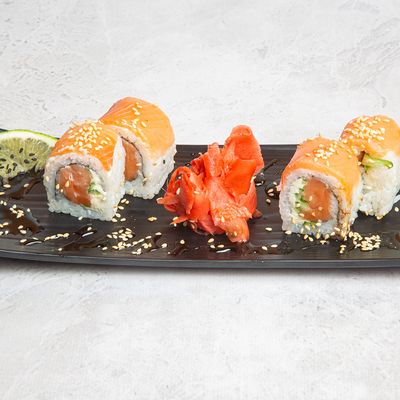 Spicy salmon Roll