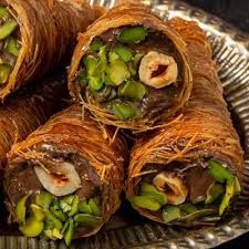 Kunafa Roll Hazelnut