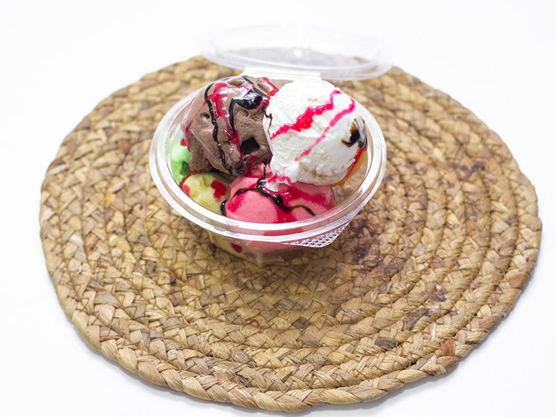 Mango With Berry Ice Cream