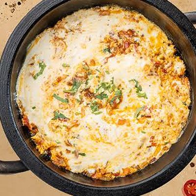 Lahsa Egg With Cheese